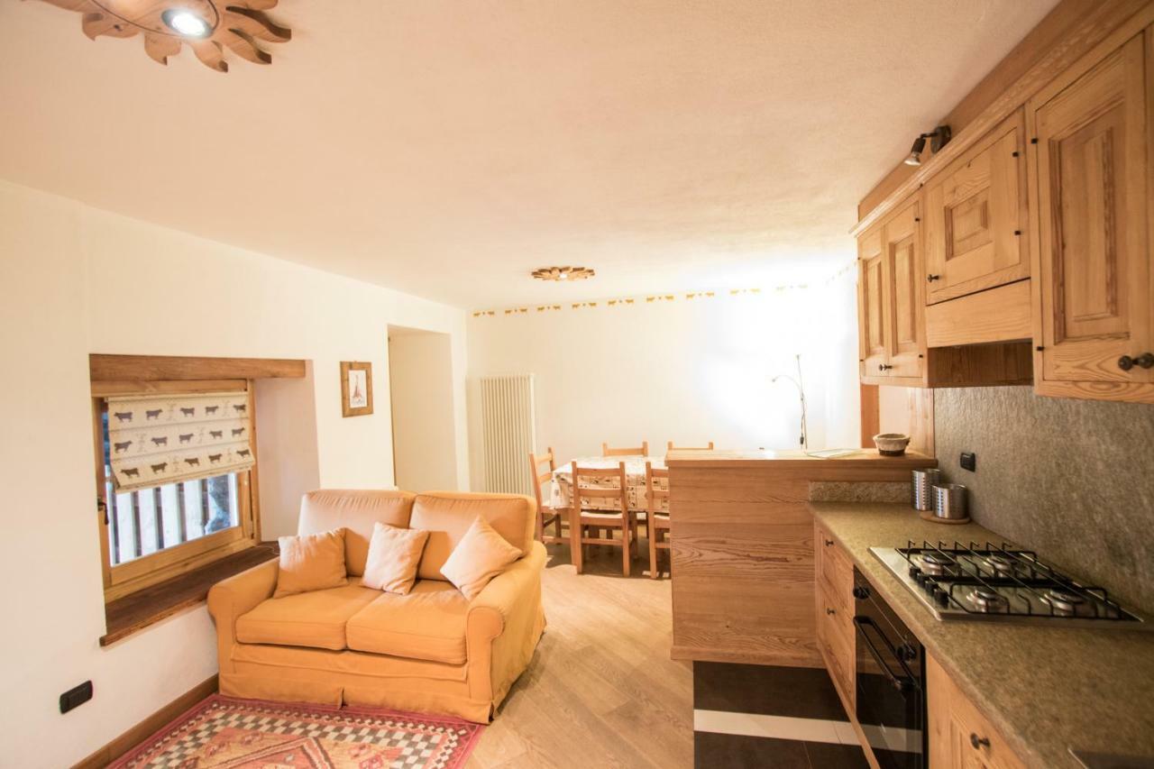 Maison De Meuny Courmayeur Bagian luar foto