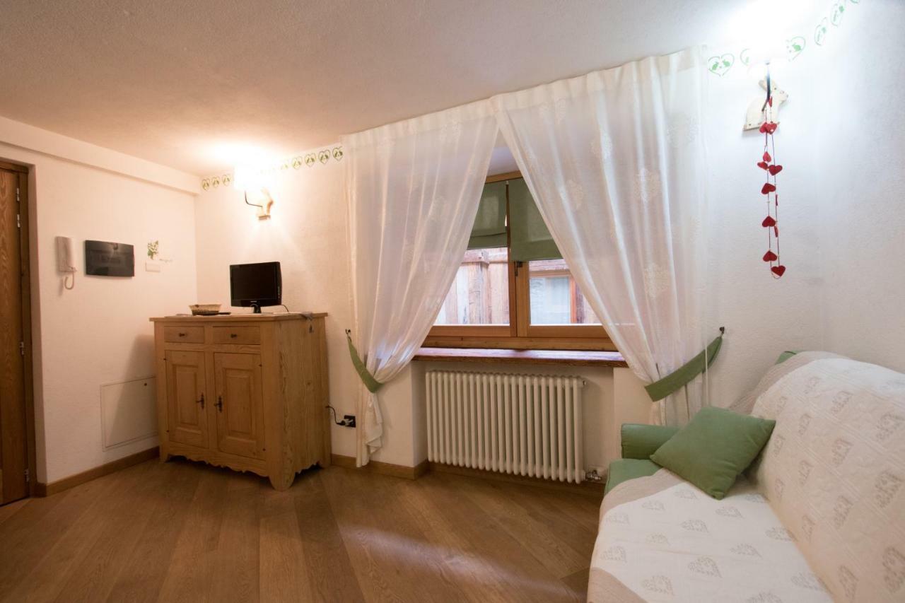 Maison De Meuny Courmayeur Bagian luar foto