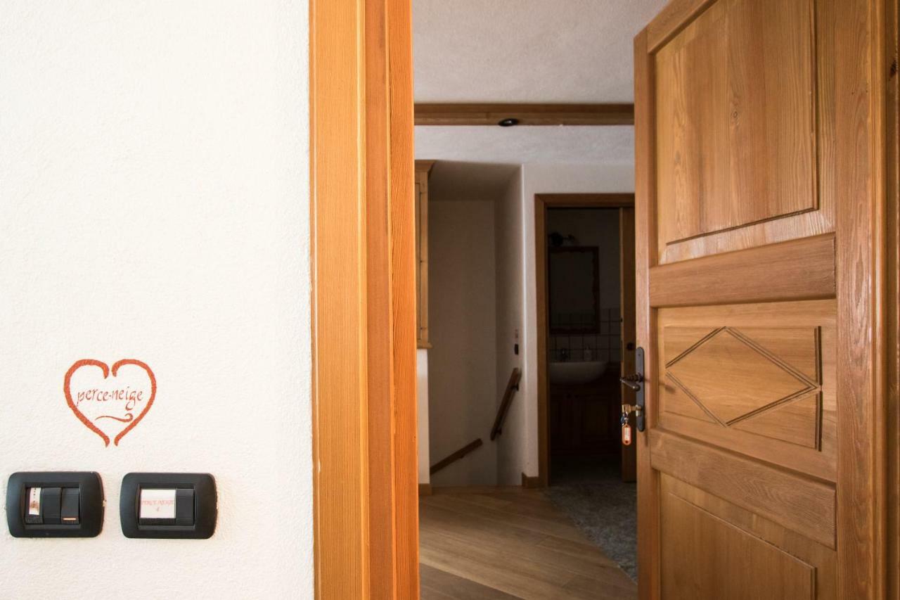 Maison De Meuny Courmayeur Bagian luar foto