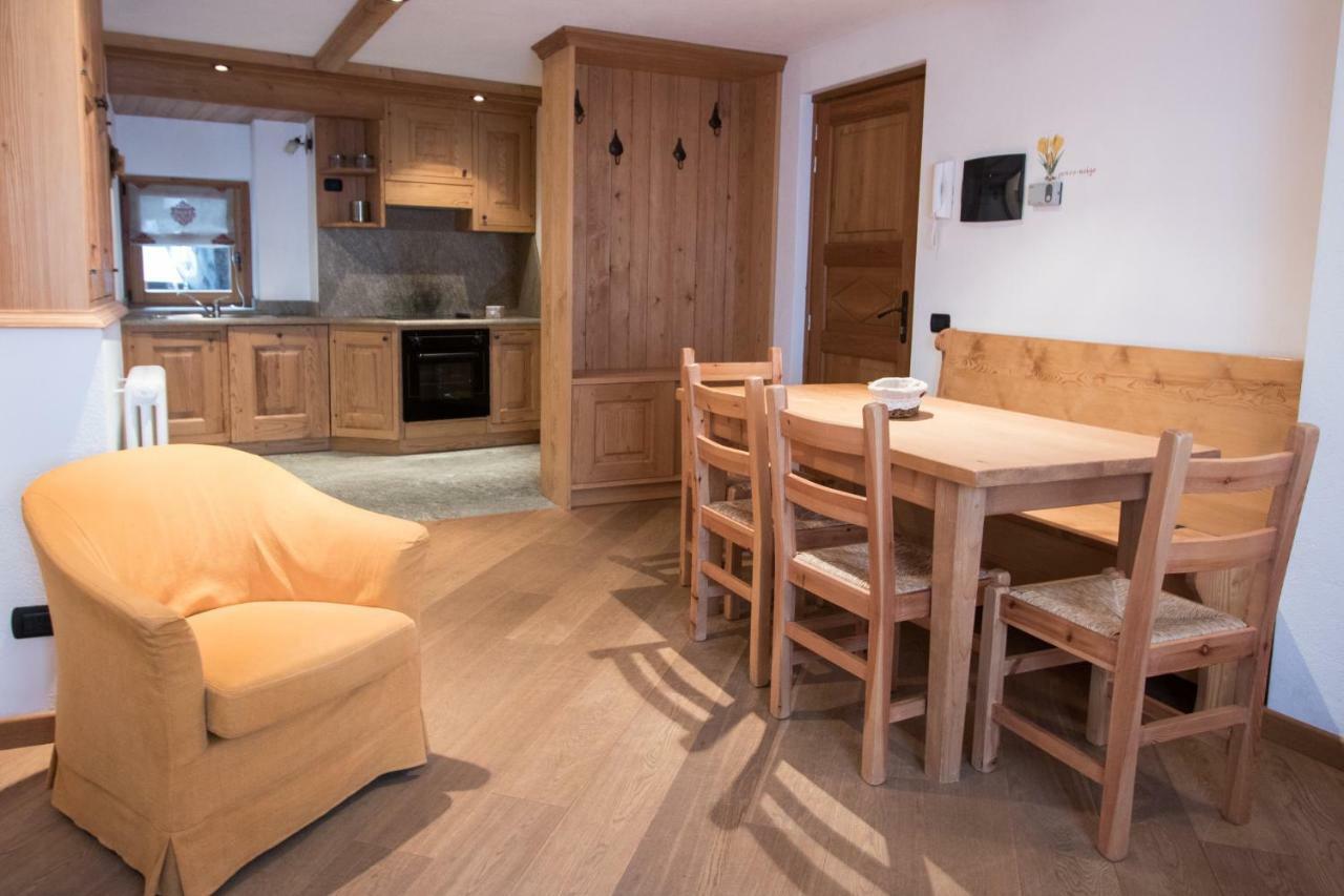 Maison De Meuny Courmayeur Bagian luar foto