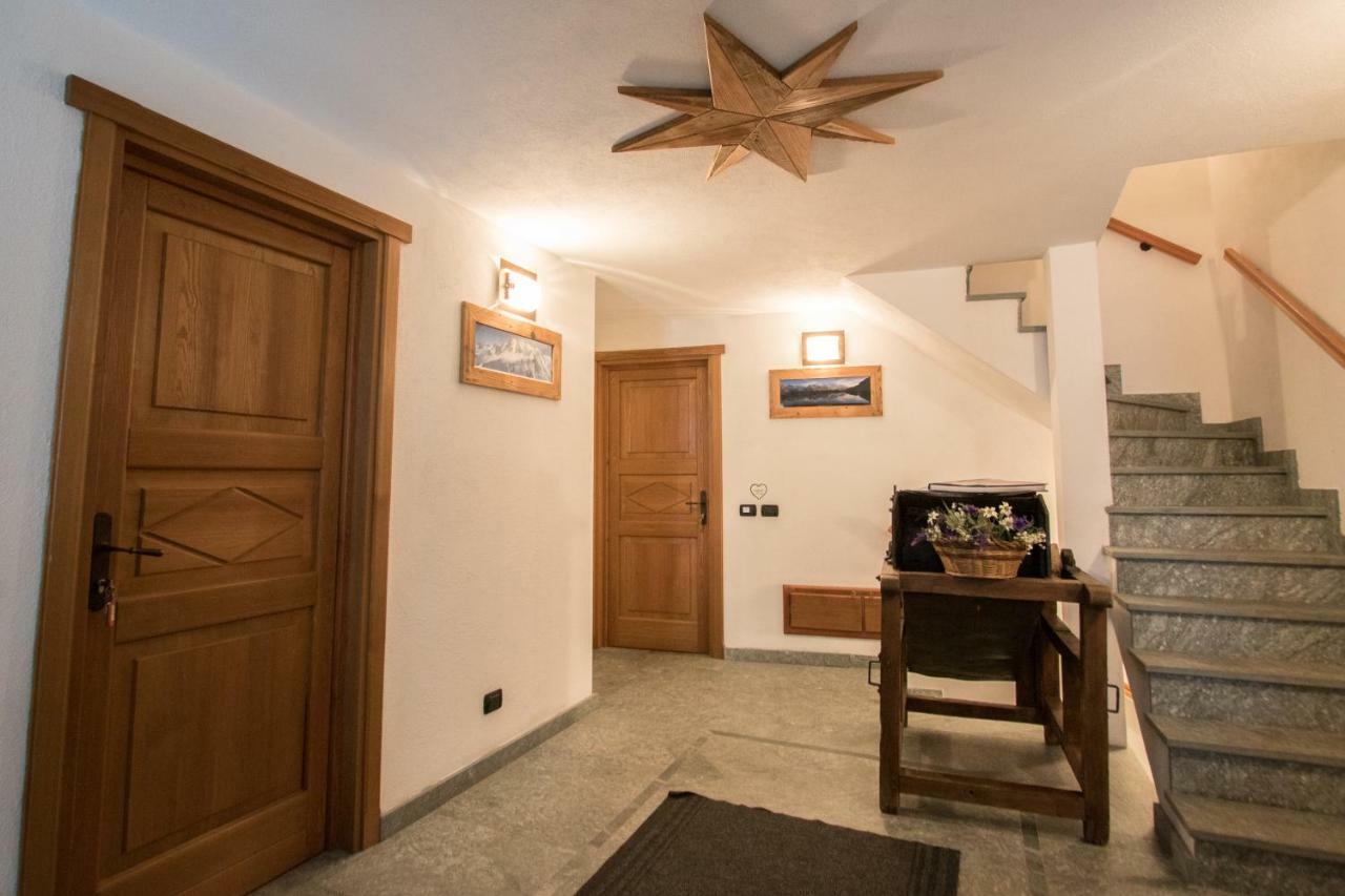 Maison De Meuny Courmayeur Bagian luar foto