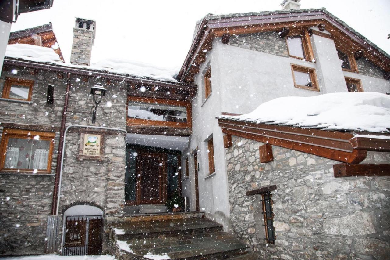 Maison De Meuny Courmayeur Bagian luar foto